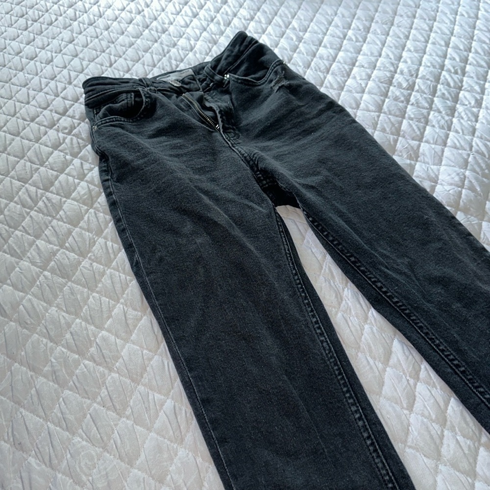 Black Mom Slim style jeans